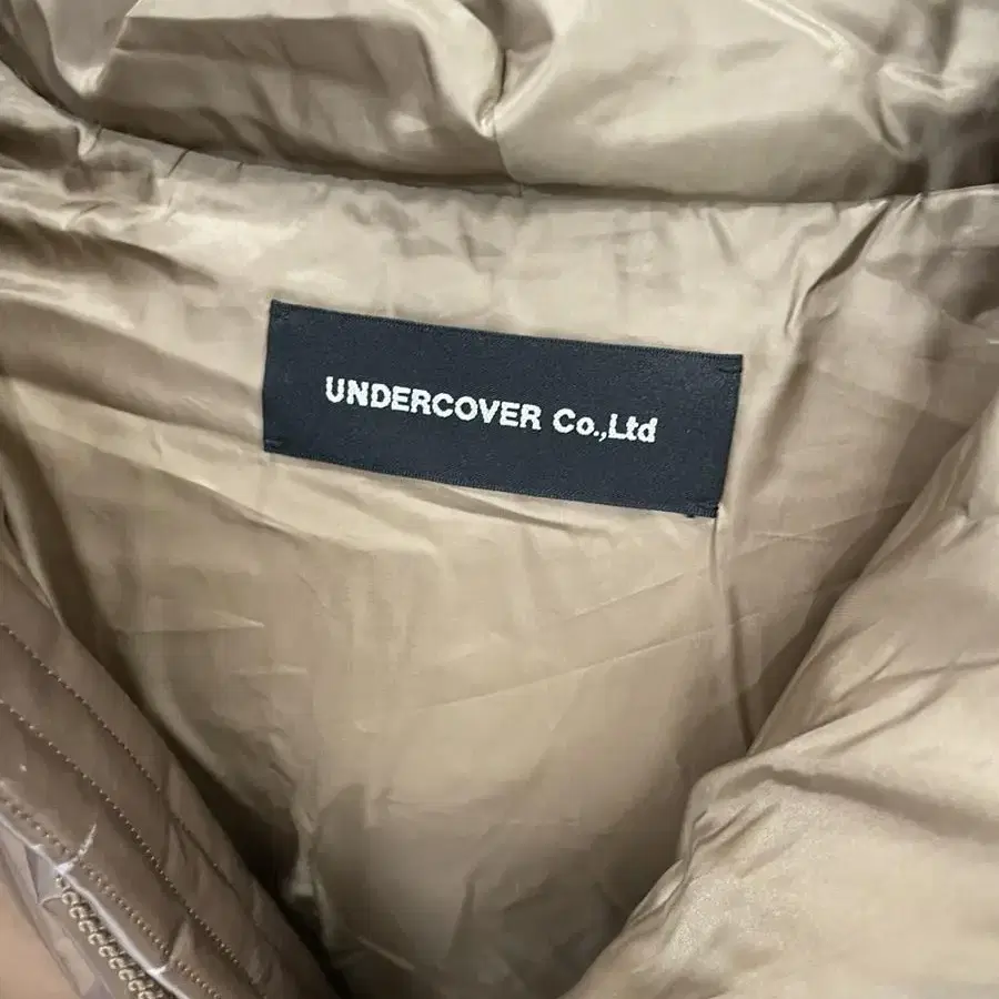 언더커버 21-22fw Undercover Hooded Down 패딩