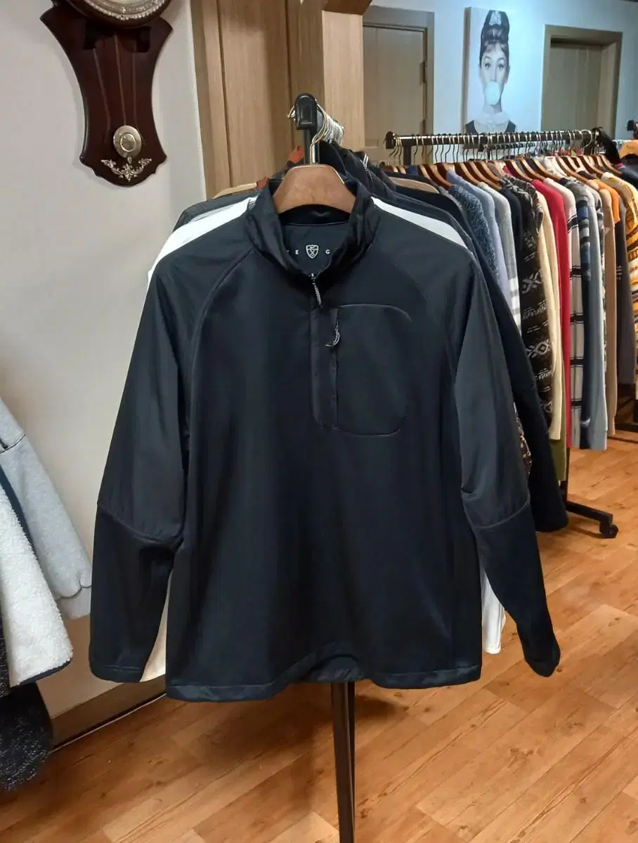 Men's Nike Golf Brushed Long Sleeve Tee (105)