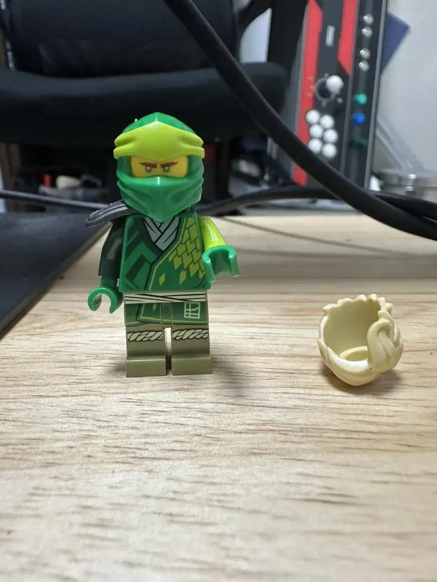 LEGO NINJAGO Lloyd