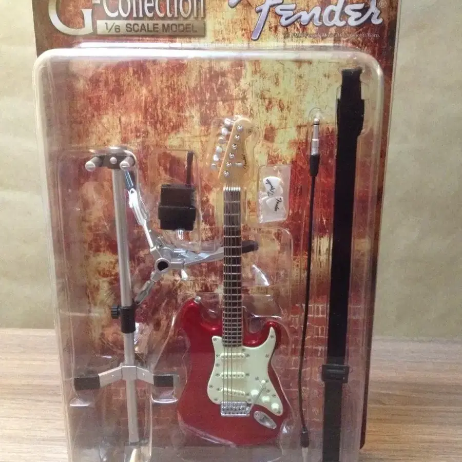 펜더 스트라토 캐스터 피규어 / Fender Strat Figure