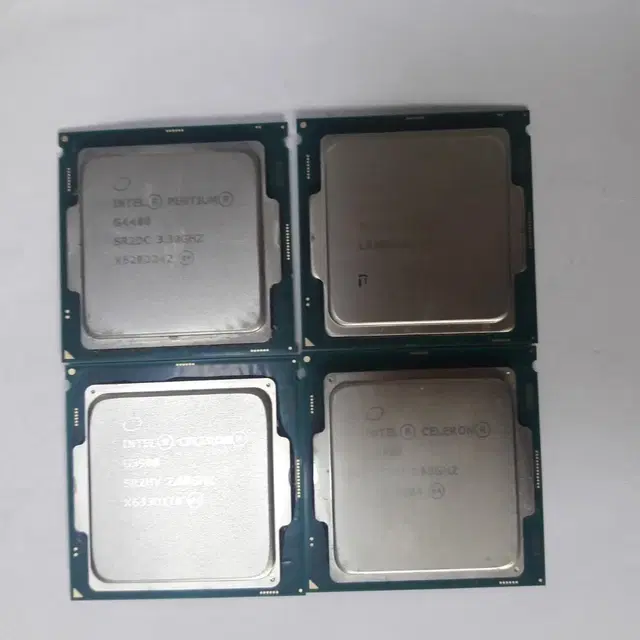 인텔 CPU  G3900  G4400