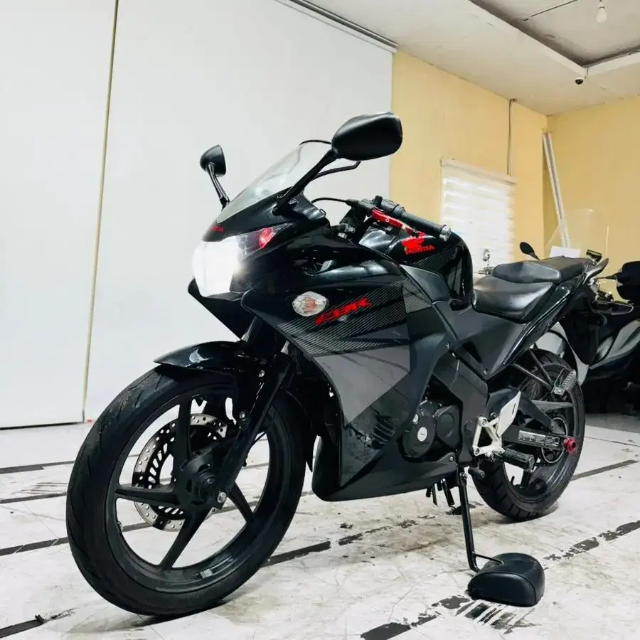 ( 혼다 ) CBR 125 R 15년식 요시무라 부산울산대구창원서울경기