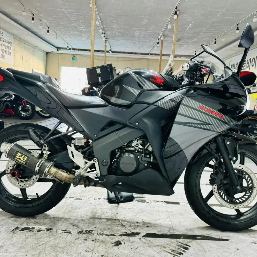 ( 혼다 ) CBR 125 R 15년식 요시무라 부산울산대구창원서울경기