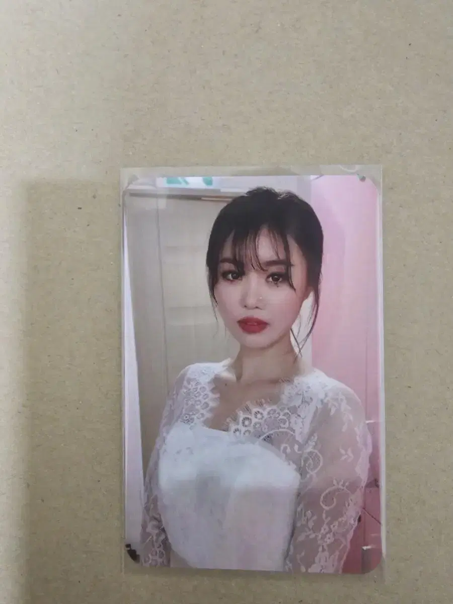 SEO Soojin photocard is transferring wts