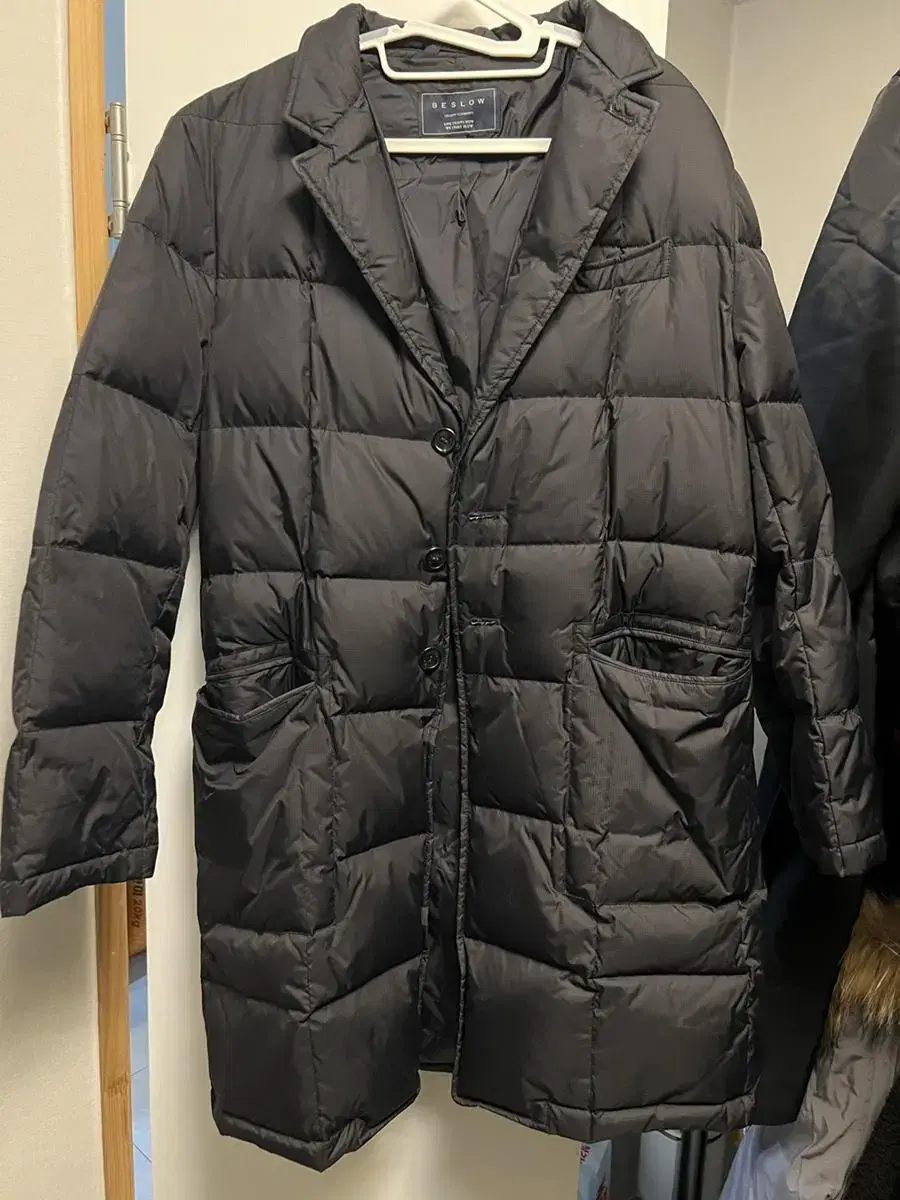 Non-slouchy padded coat M