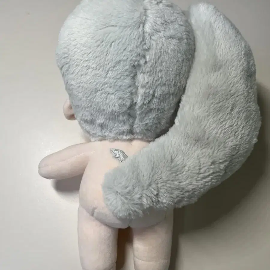 무속성 인형