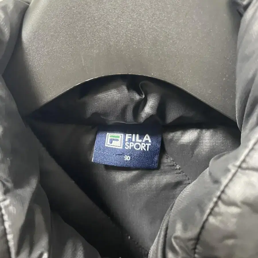 FILA 구스다운패딩 팔아요