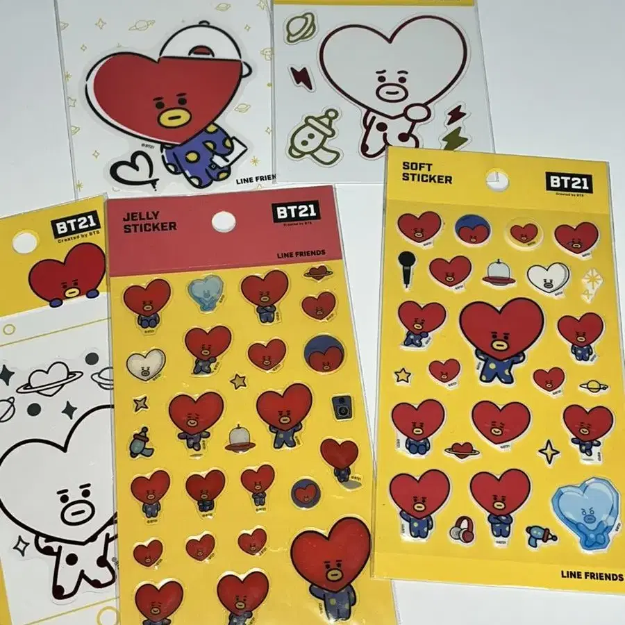 방탄 BTS BT21 타타 스티커