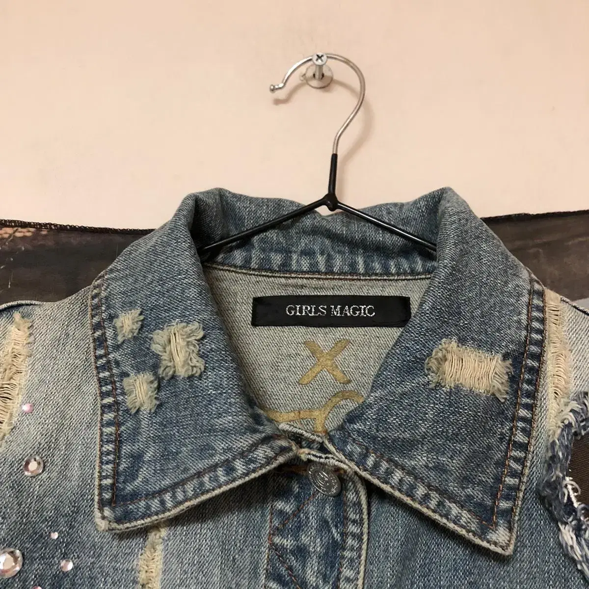 Vintage GIRLS MAGIC hello kitty denim