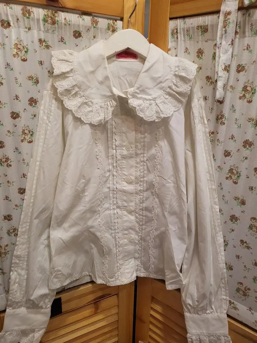 (3-2) 55-size blouse