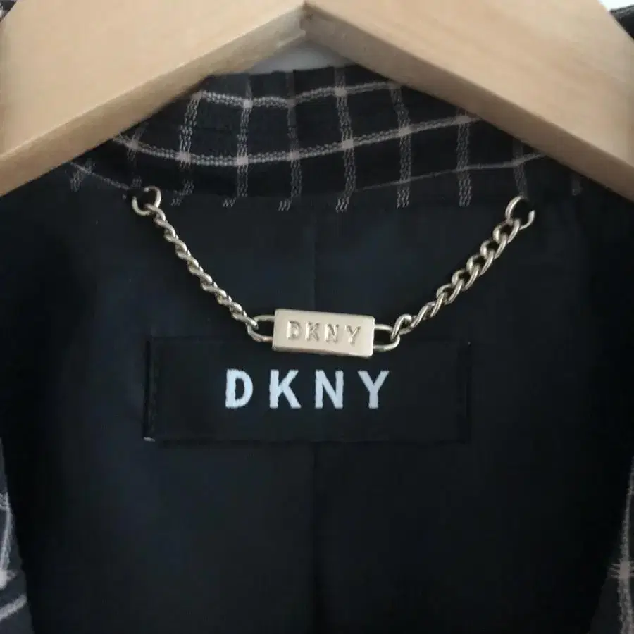 DKNY 체크 자켓