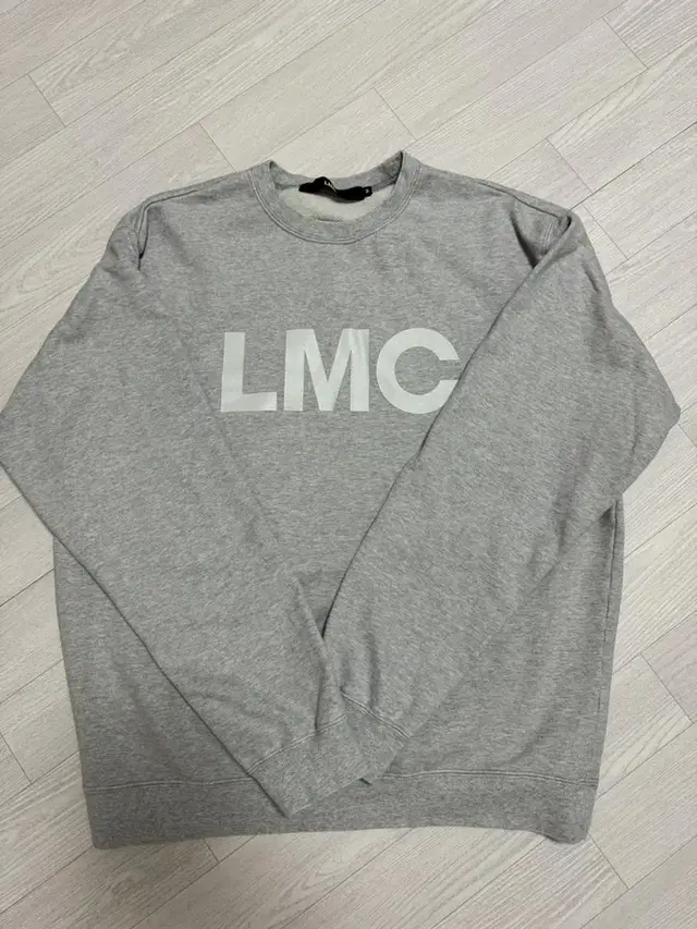 Lmc맨투맨 m