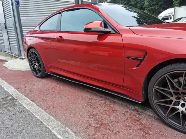 BMW M3 M4사이드립 F80/F82/F83전용 PSM타입 유광블랙