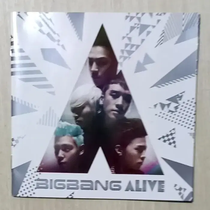 빅뱅 BIGBANG ALIVE CD + DVD