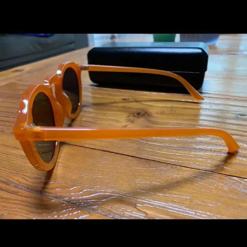 2 cube sunglasses