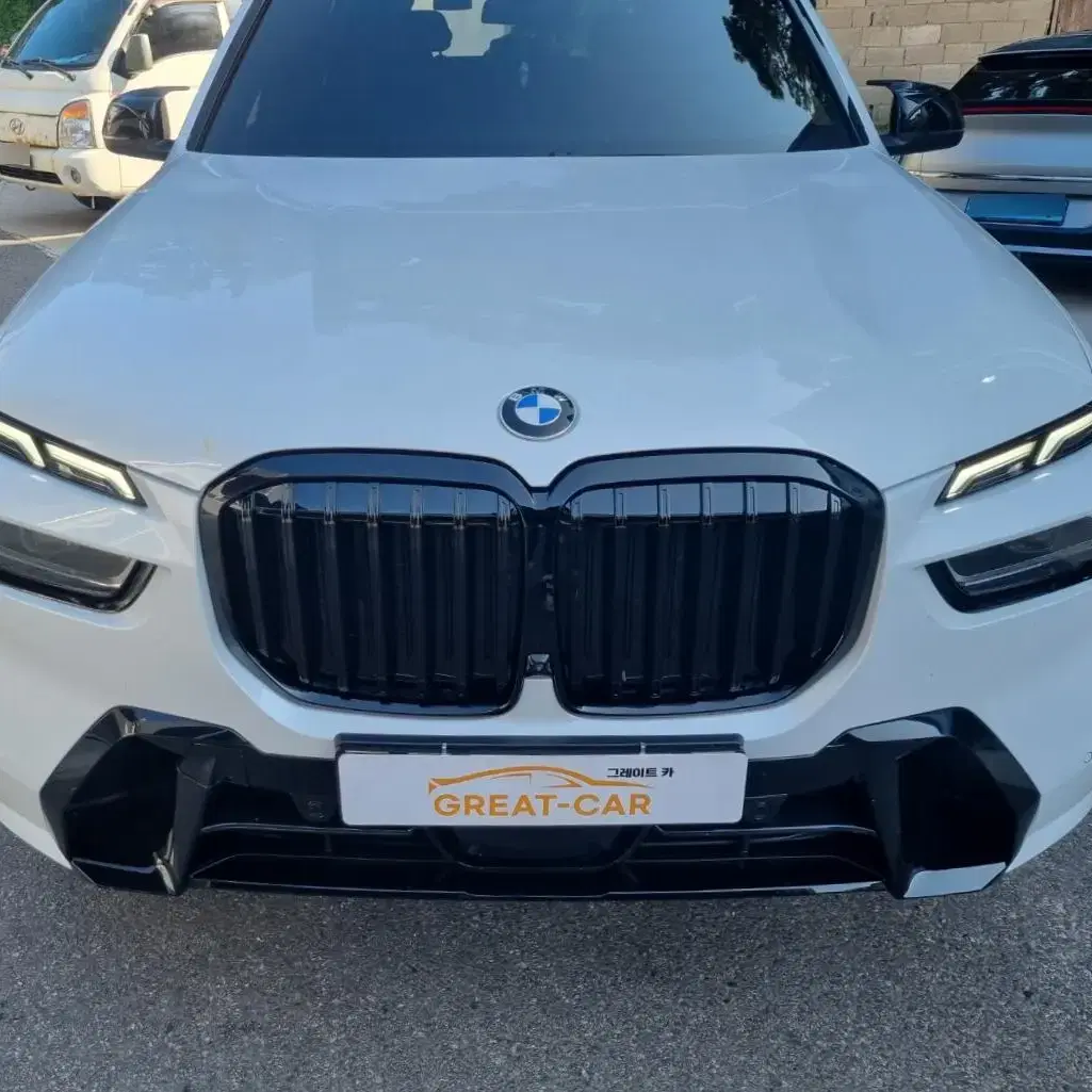 BMW G07 X7LCI블랙그릴 키드니 퍼포먼스타입