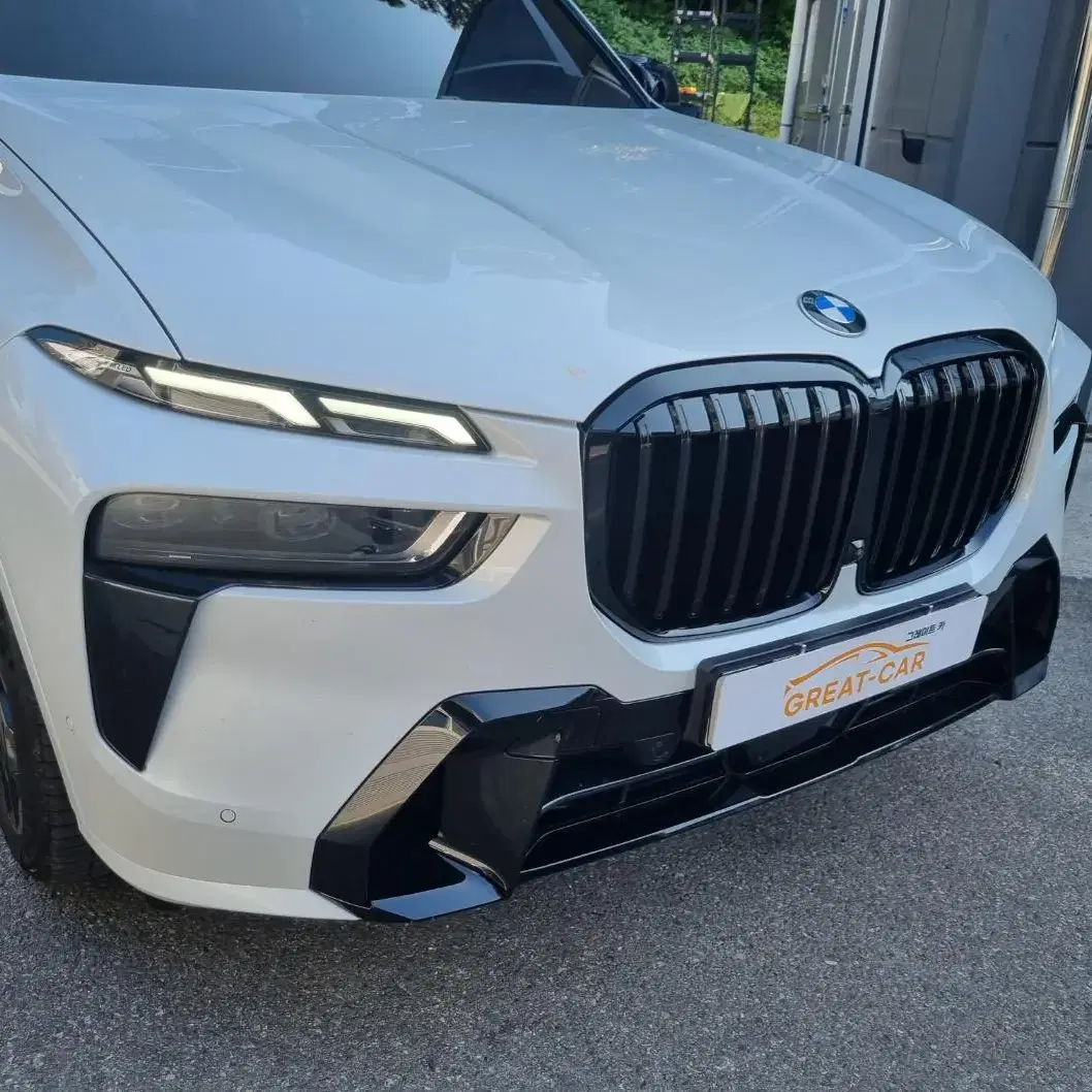 BMW G07 X7LCI블랙그릴 키드니 퍼포먼스타입