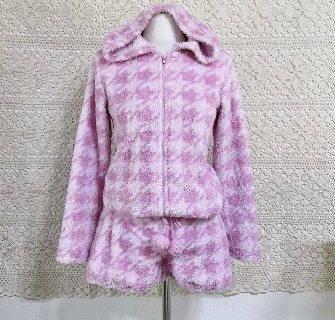 Pompom Houndstooth Pink Furry Setup Homewear