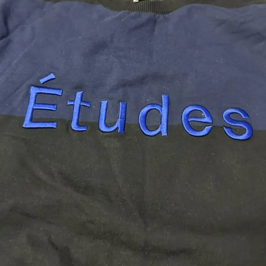 에뛰드 스튜디오 etudes studio 맨투맨 스웻