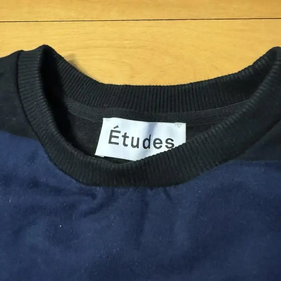 에뛰드 스튜디오 etudes studio 맨투맨 스웻