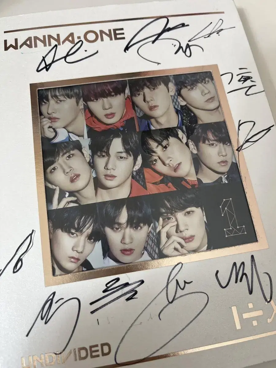 Wanna One Signed Album