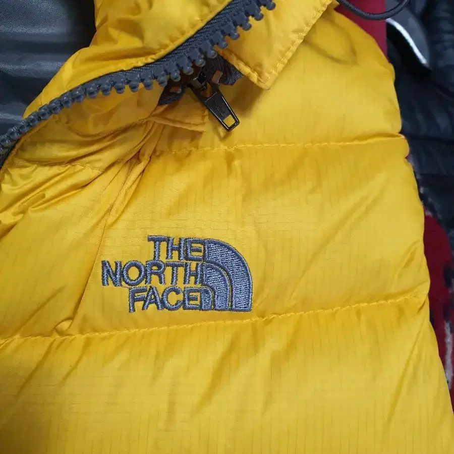 THE NORTH FACE 노스페이스 여성 오리털후드패딩베스트