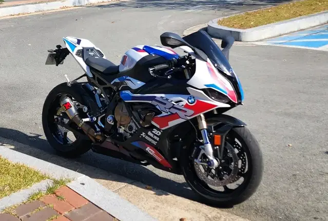 bmw s1000rr m패키지