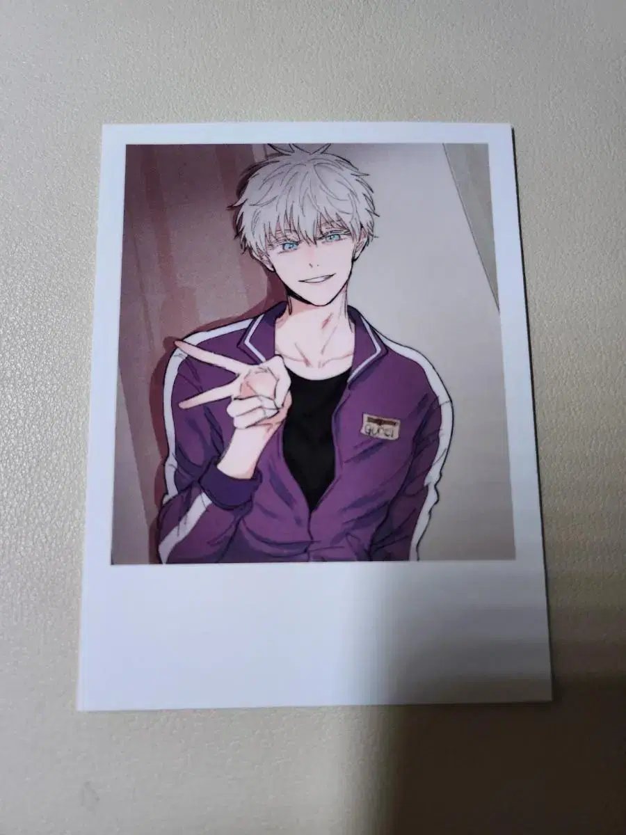 This is Zone Taste Satoru Gojo polaroid wts