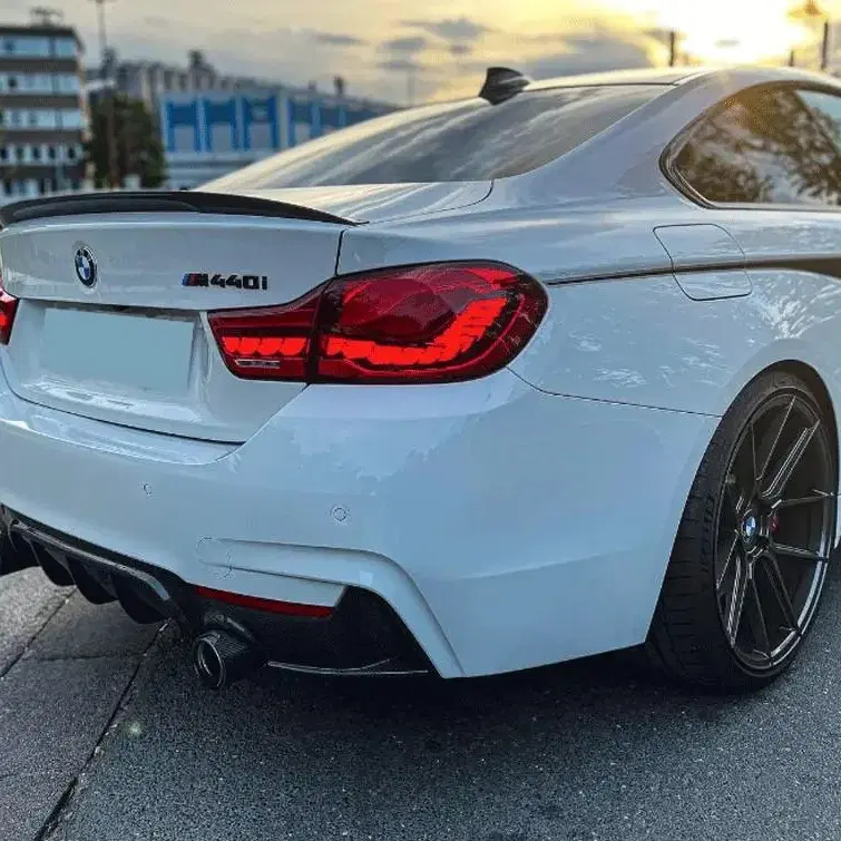 BMW 4시리즈 F32 F33 F36 M4 F82 F83 카본 스포일러