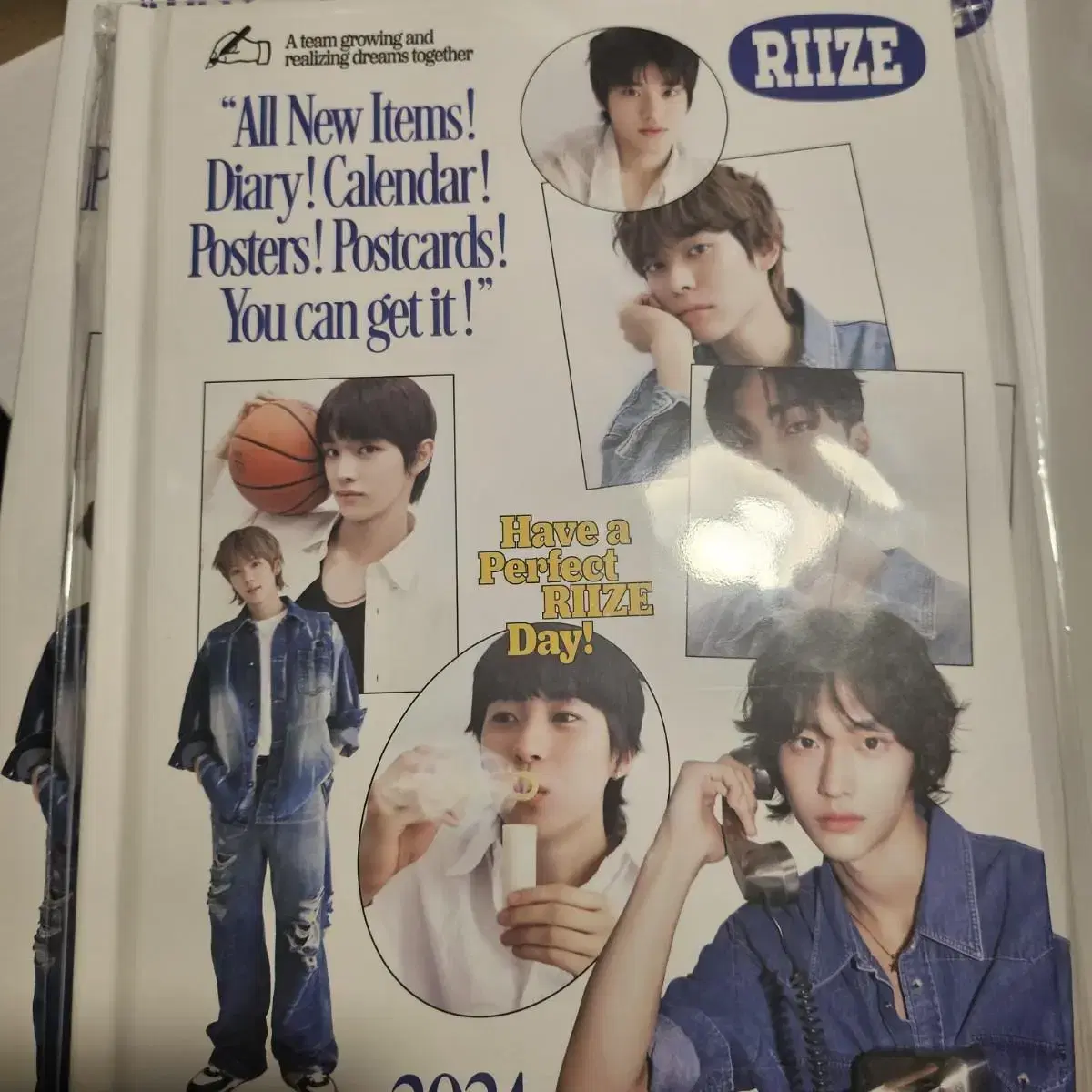 Rize seasons greetings 2024 Diary WTS