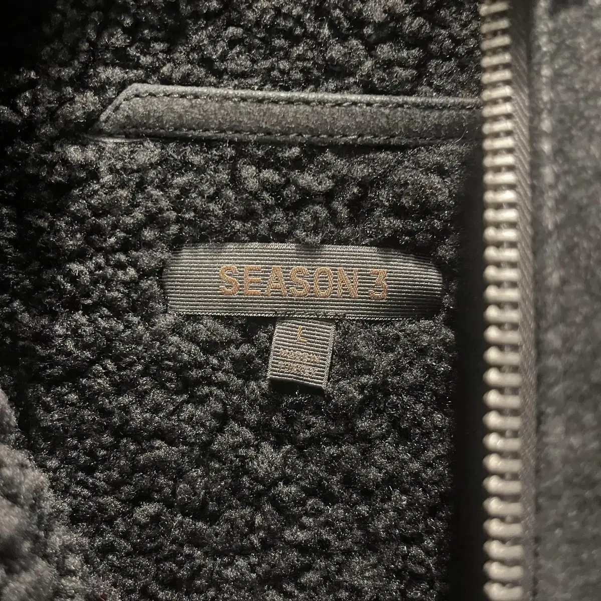 Yeezy Season3 이지 시즌 블랙 양털 롱 후드 무스탕 코트