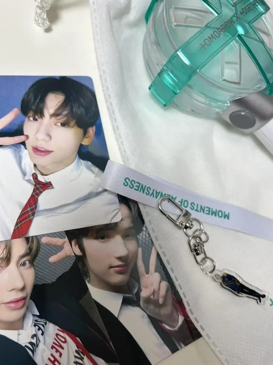 txt lightstick moabong, photocard, keyring