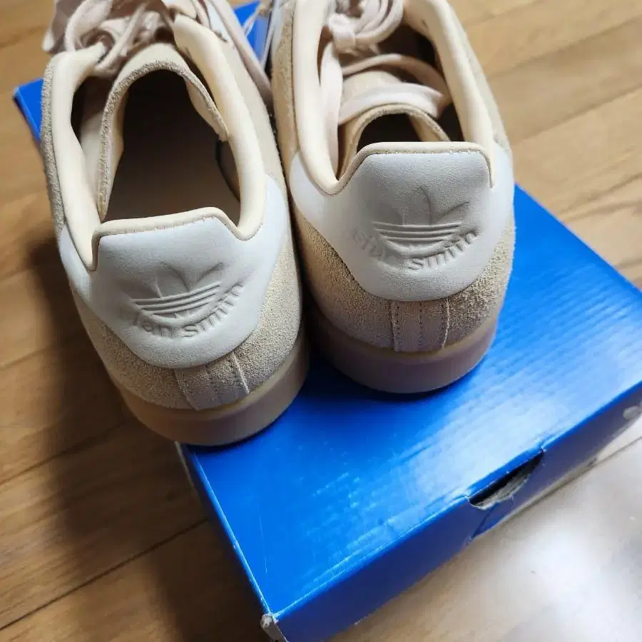 새제품) 아디다스 stan smith 255