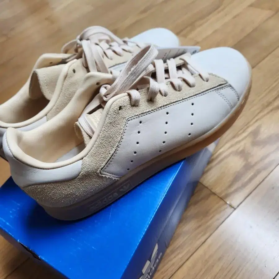 새제품) 아디다스 stan smith 255