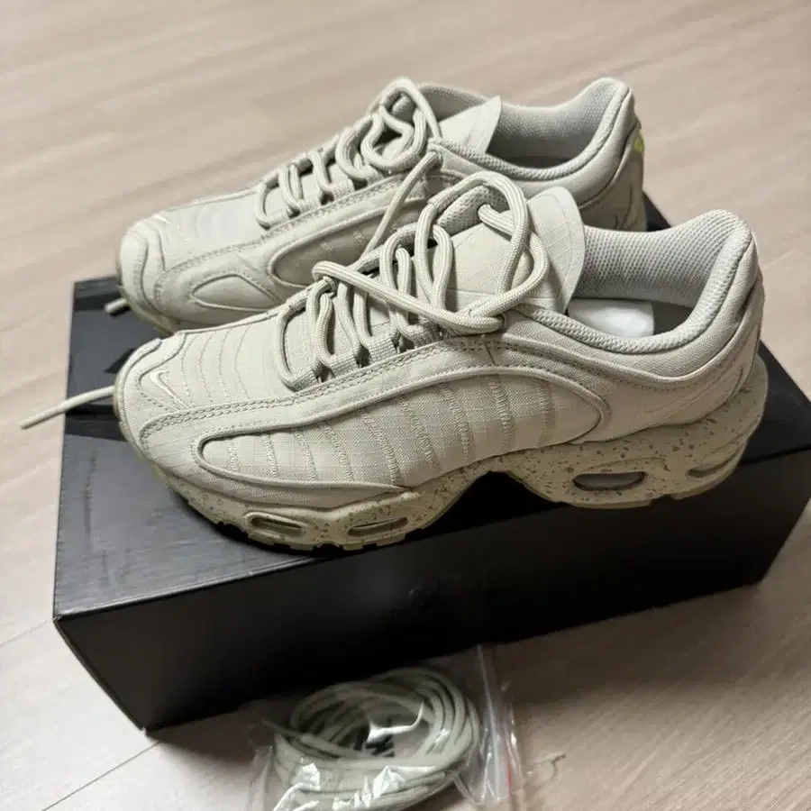 NIKE AIR MAX TAILWIND 4 Sandtrap 7 size