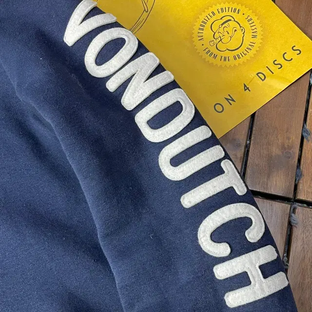 [L]VONDUTCH 본더치 스펠아웃 플리스 후드집업