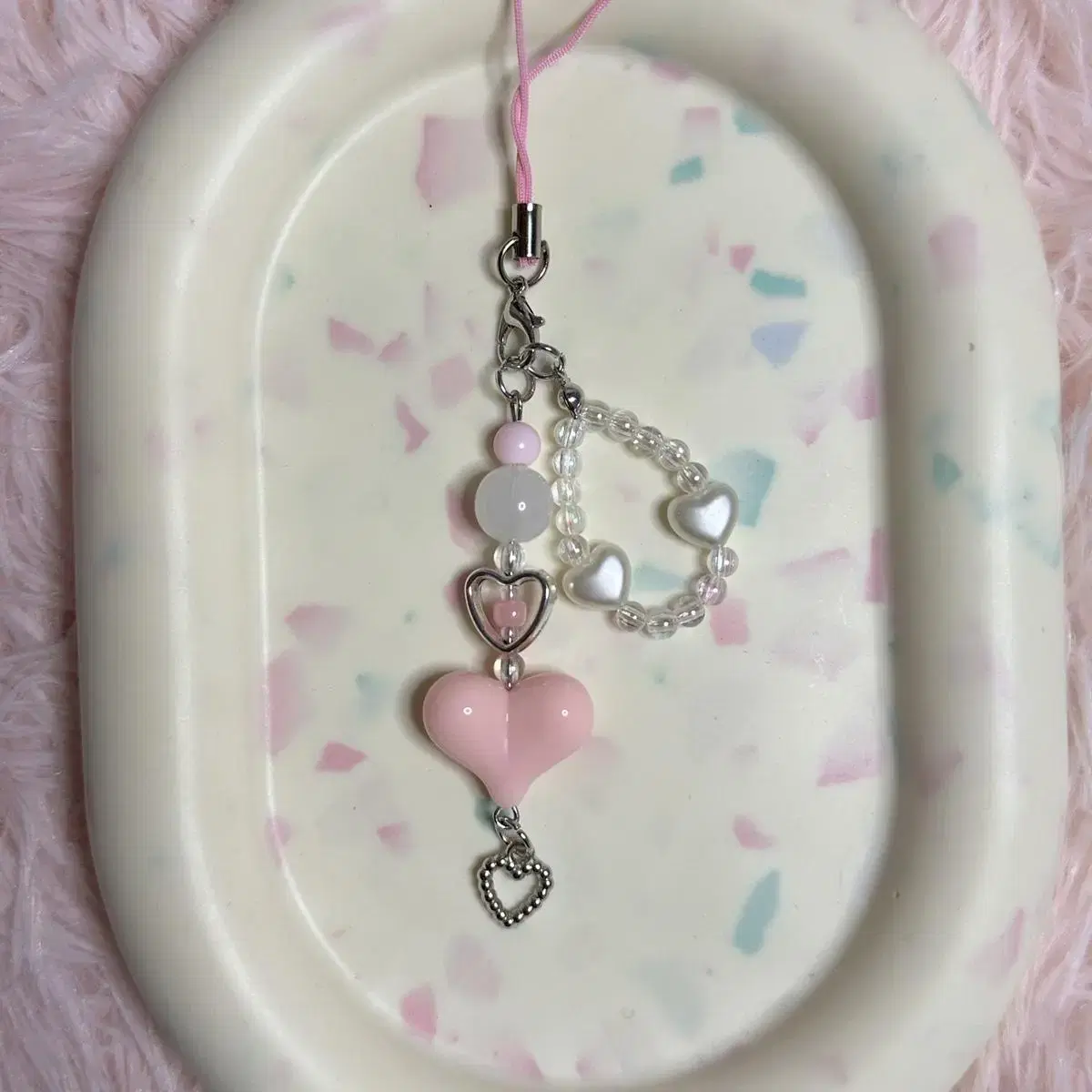 Doreminmaid_Strawberry milk heart beaded keyring