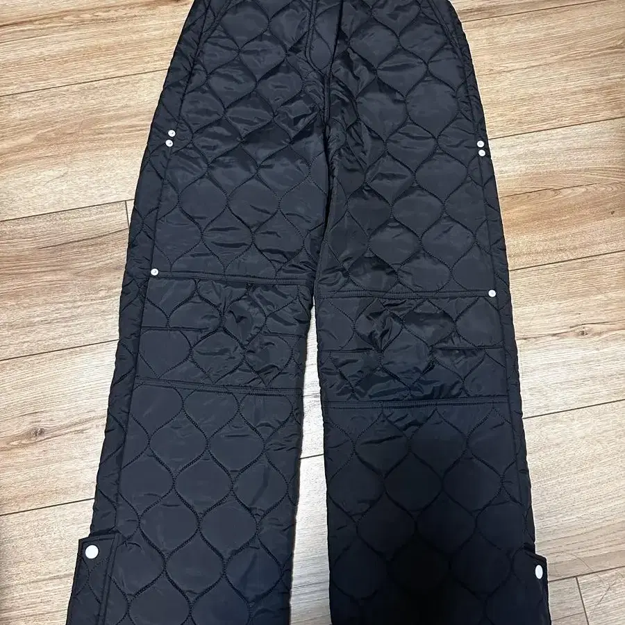 더일마 theilma 퀼팅팬츠 ANDES QUILTED PANTS (S)