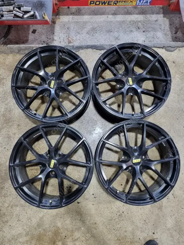 BBS CIR 18인치중고휠 1대분팝니다