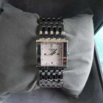 TISSOT L910