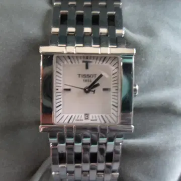 TISSOT L910