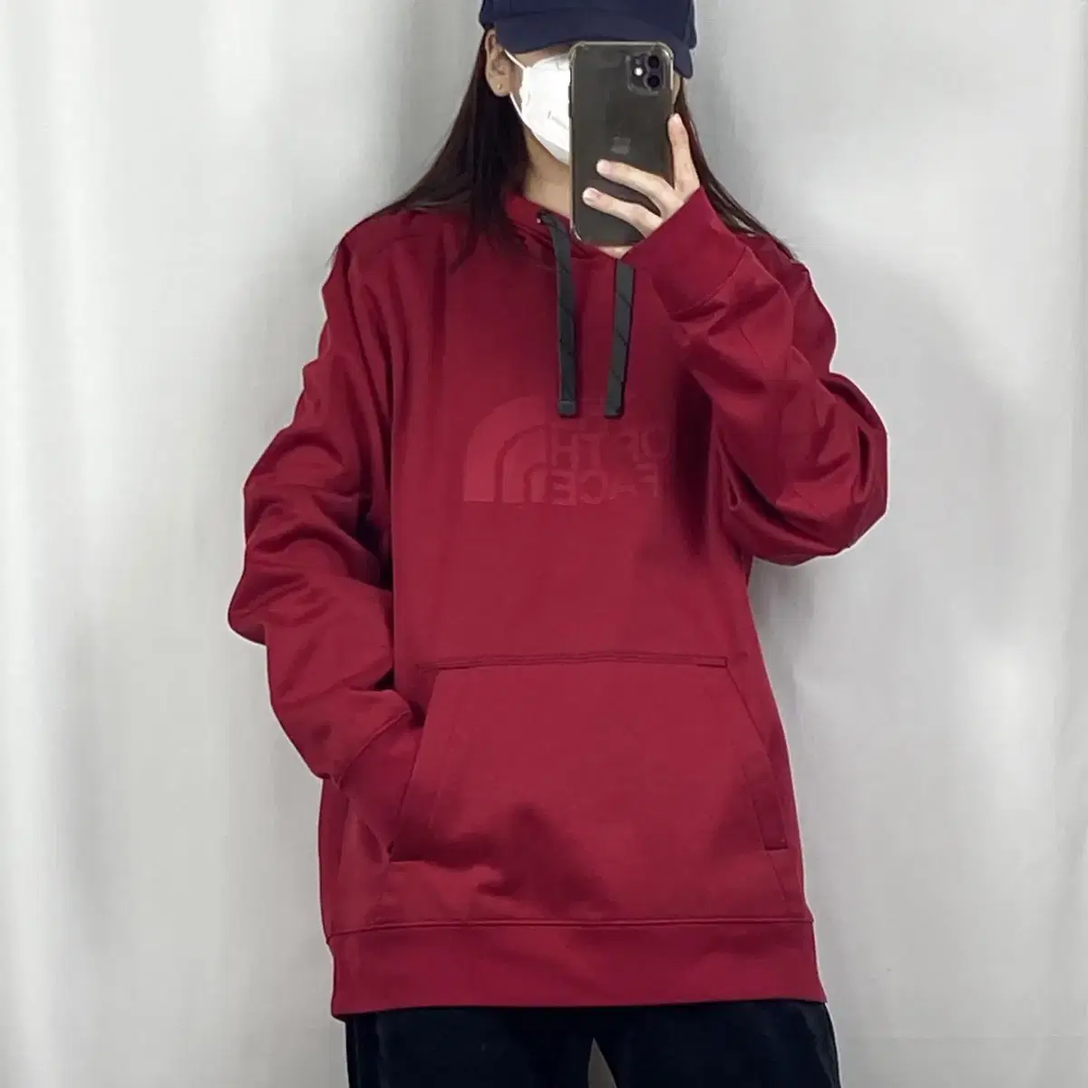 The North Face Burgundy Brushed Hoodie M .240103