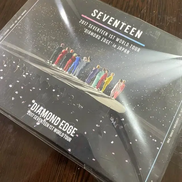 세븐틴 일본 엣지콘 디비디 svt diamond edge dvd