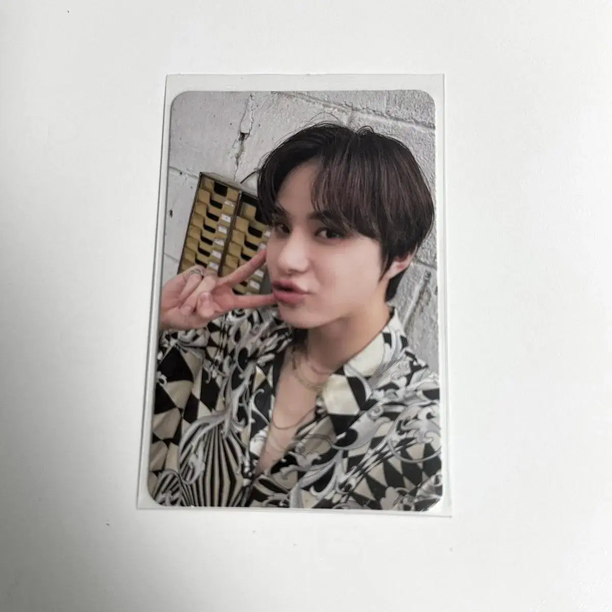 Lowering the price of the fastest NCT galloping hot crack unreleased photocard jungwoo WTS