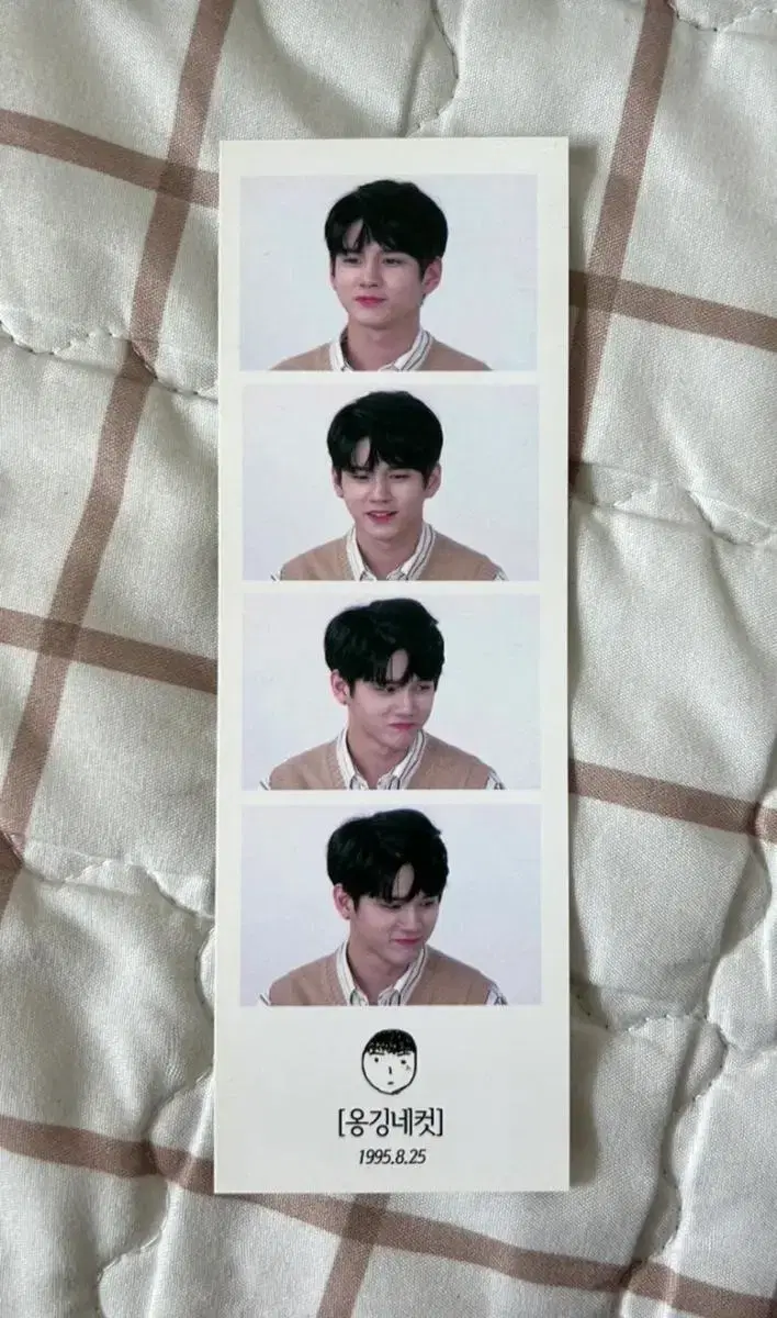 Seongwu Ong Life 4 cut photo