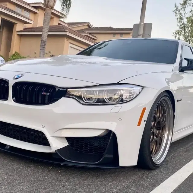 BMW M3 M4 F80 F82 F83 프론트립 사이드립 바디킷