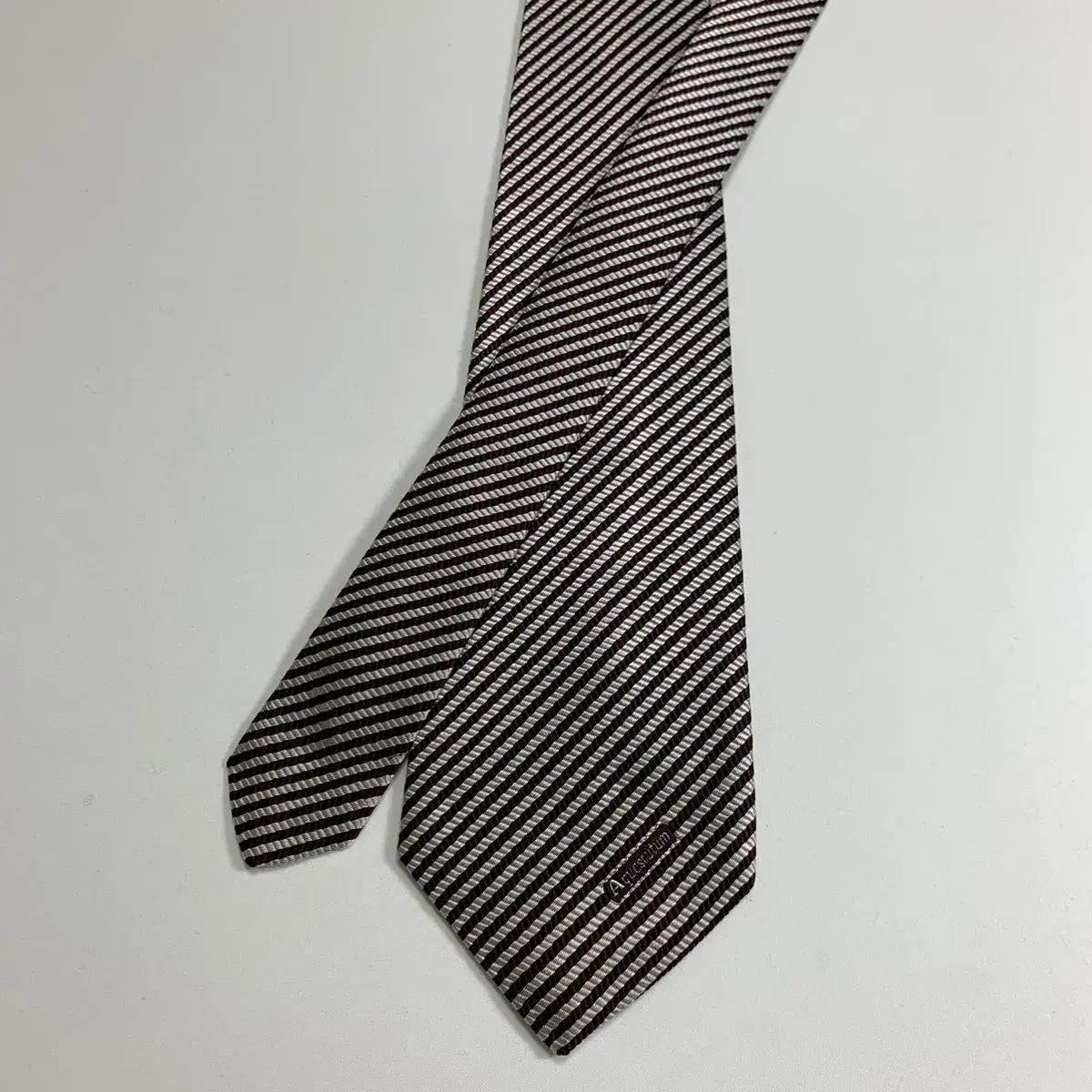 Aquascutum Luxury Tie Classic Suit A+ Grade 8.7cm