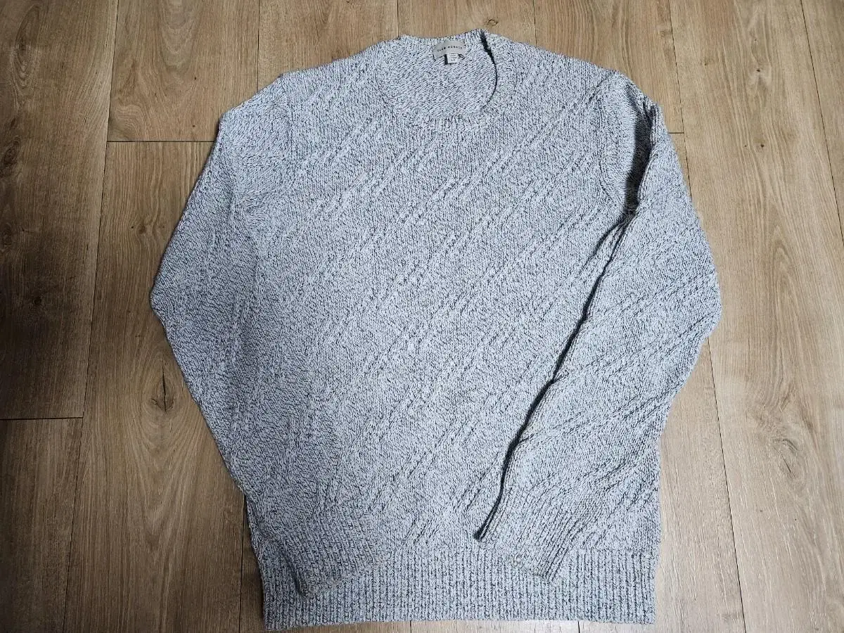 Club Monaco Knit