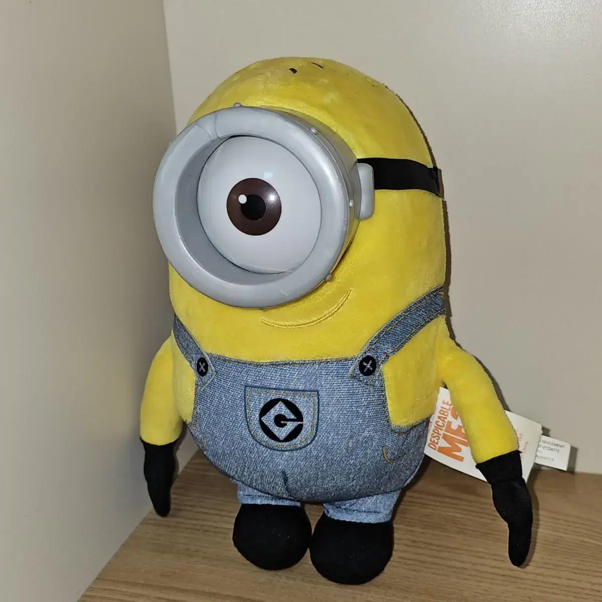 Minions Despicable Me doll Universal Studios Genuine