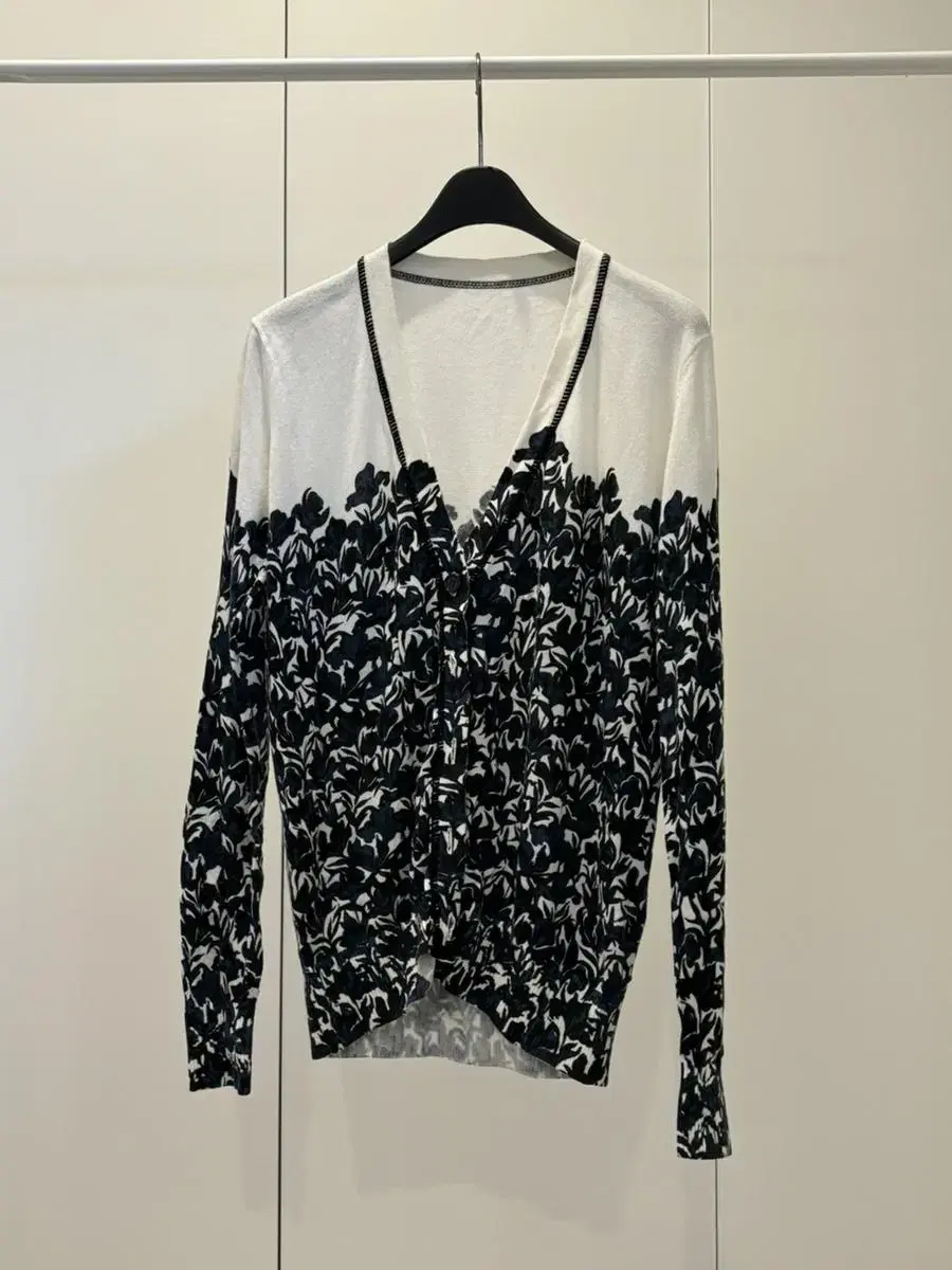 Closet Cleanup) One-time wear cotton silk print cardigan